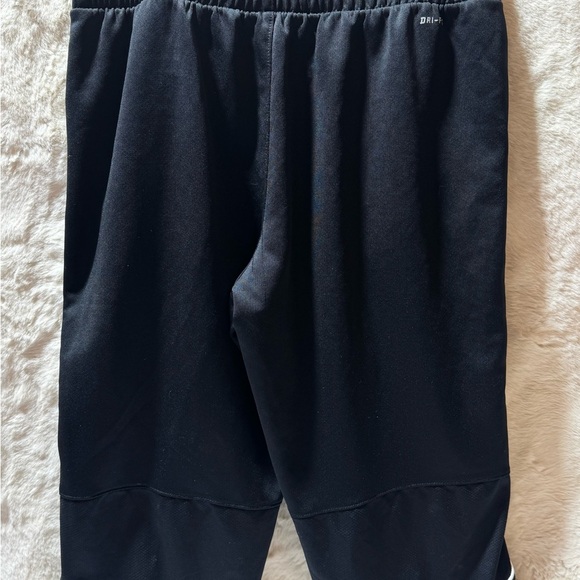 Nike Dri Fit Mens Black Rally Capri Pants activewear pockets Small - Picture 2 of 10